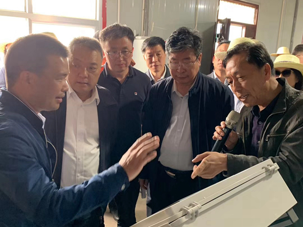 现场观摩 现场观摩